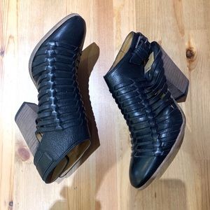 EUC DOLCE VITA CAGE HEELS